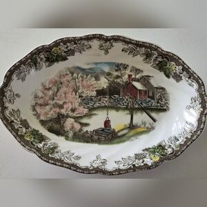 Johnson BROS The Friendly Village "The Well" Pattern Serving Dish